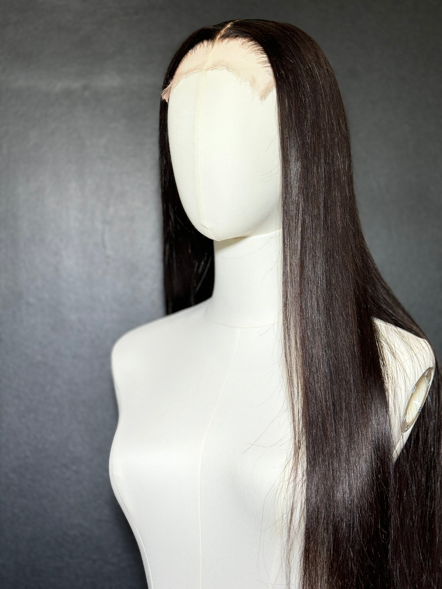 CC MIDDLE PART Straight Glueless Wig